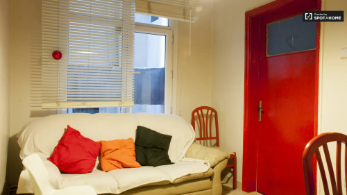 Bedroom 3 with single bed - only for female tenants 16 - Gallery - 13