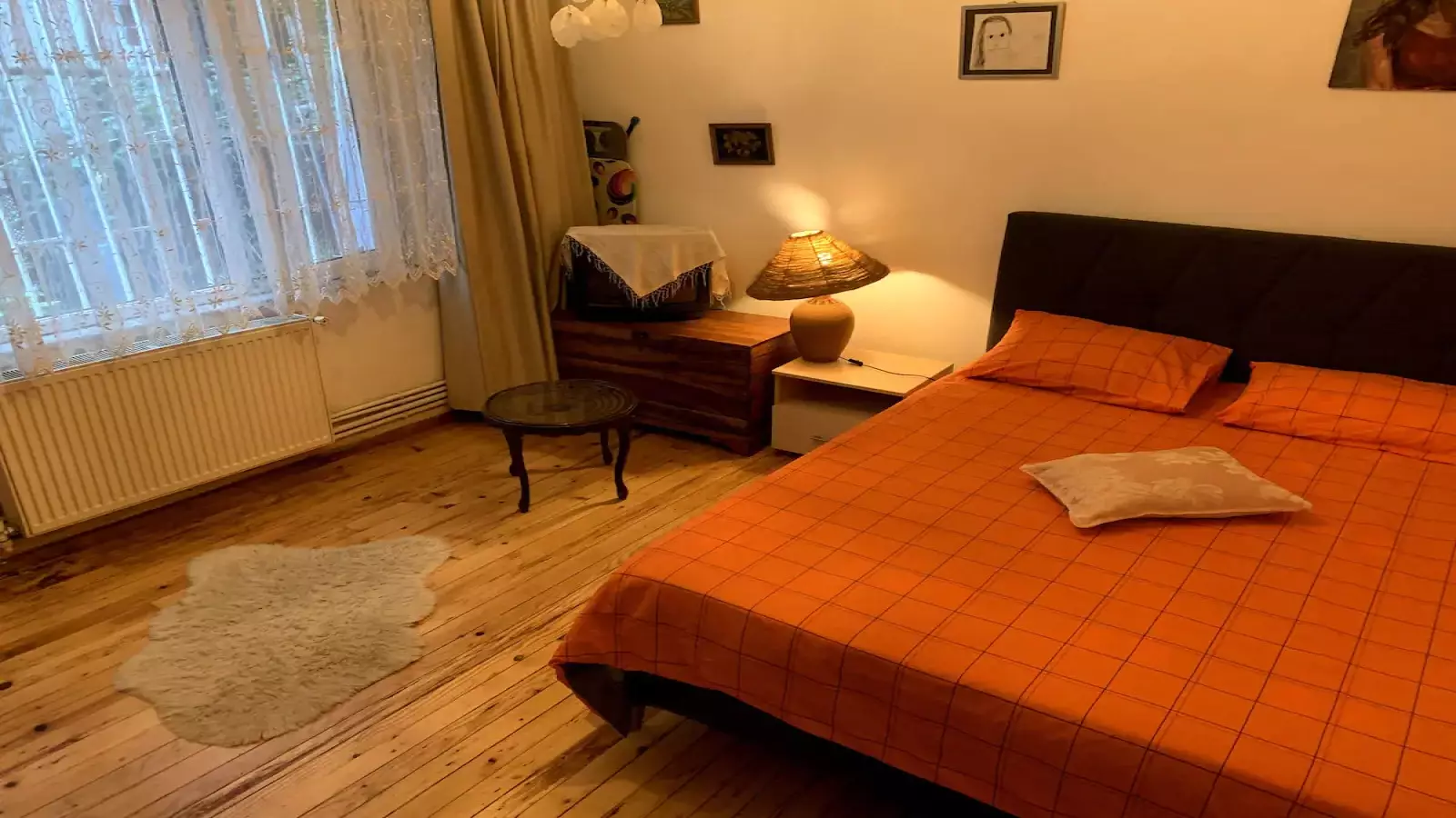 Bedroom 1 - Rooms for rent in 2-bedroom apartment in Istanbul 9 - Gallery - 1