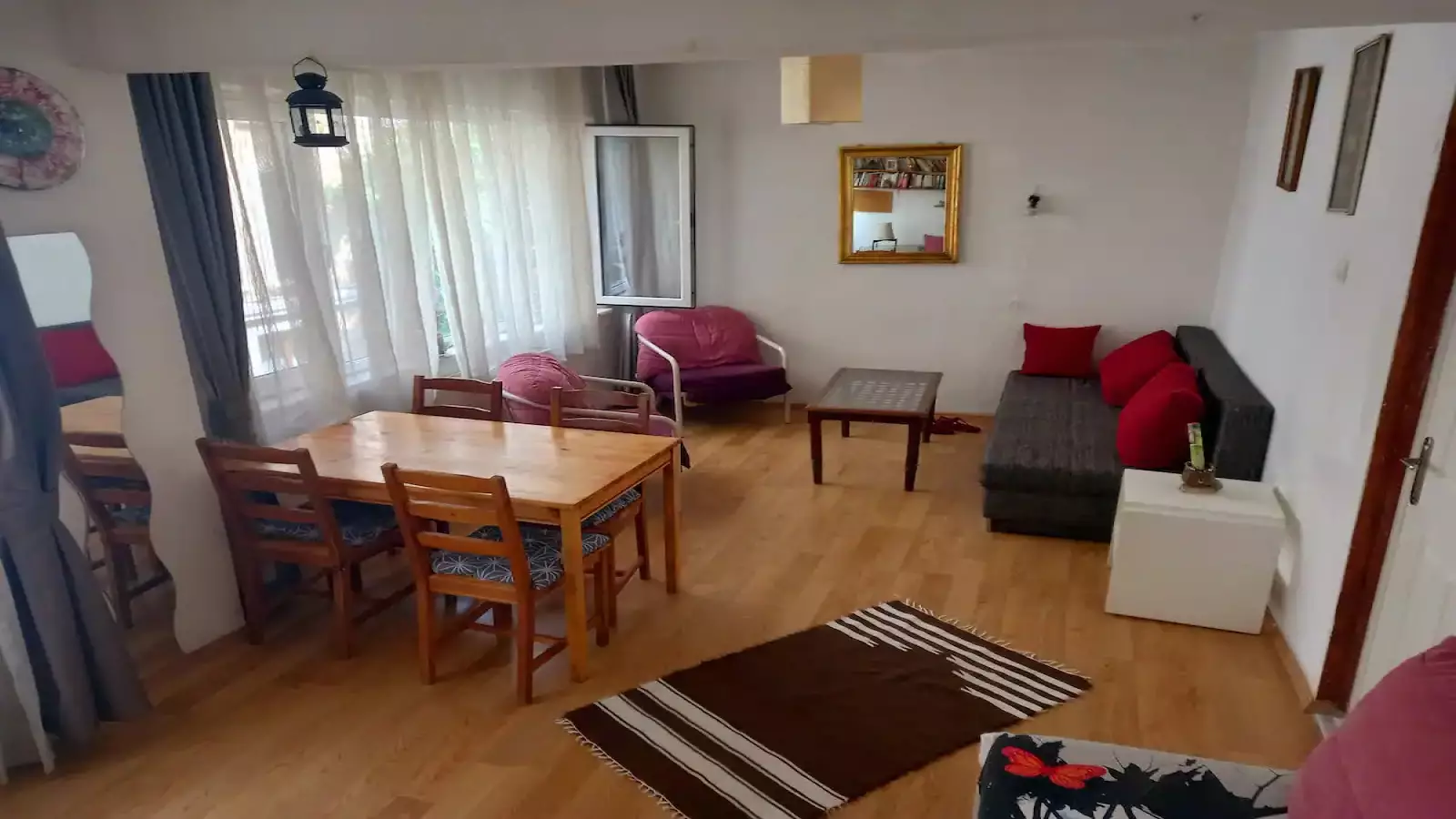 Bedroom 1 - Rooms for rent in 2-bedroom apartment in Istanbul 9 - Gallery - 7