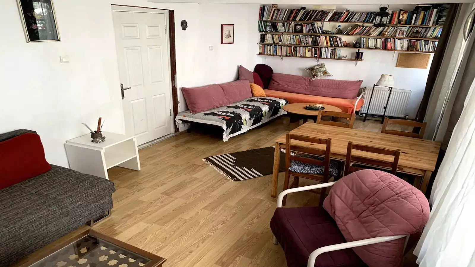 Bedroom 1 - Rooms for rent in 2-bedroom apartment in Istanbul 9 - Gallery - 17