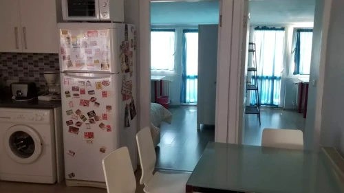 Bedroom 1 with single bed 17