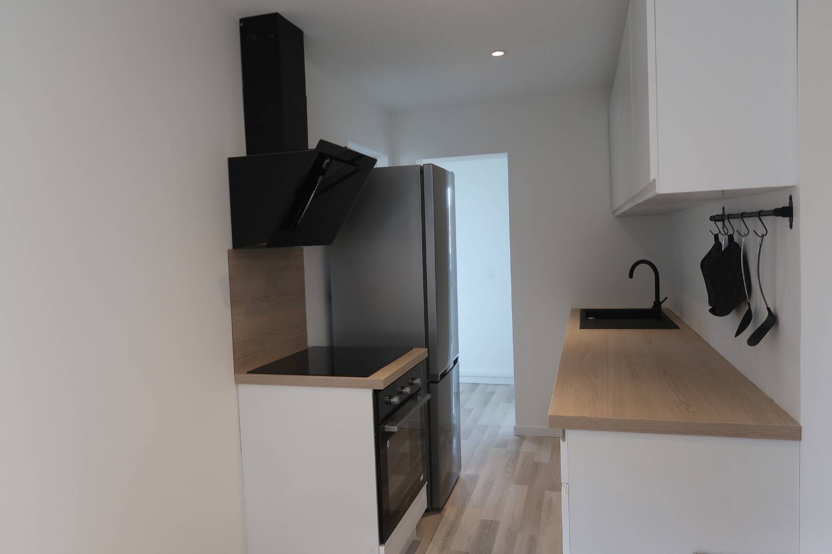  Room 2 - 13m²  -  67m² Private room in a flatshare for 3 people  - Gallery -  7