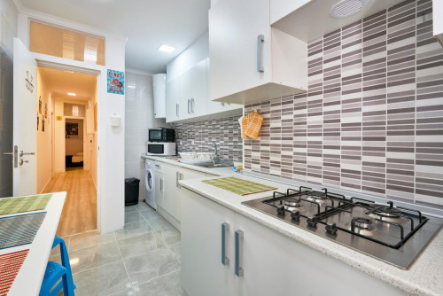 Bright single bedroom near Fonte Luminosa - Gallery - 25