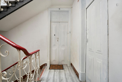Bright single bedroom near Fonte Luminosa - Gallery - 23