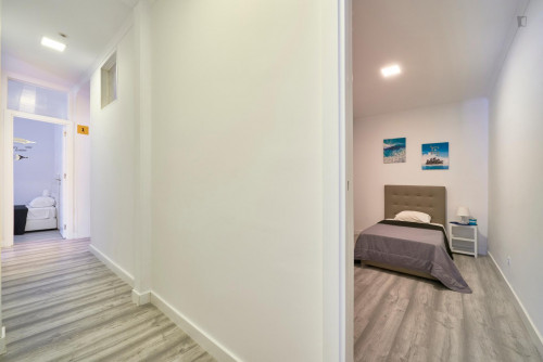 Bright single bedroom near Fonte Luminosa - Gallery - 14