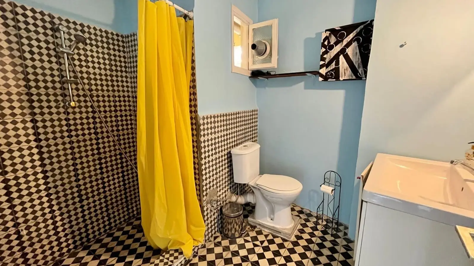  Apartment  -  2-bedroom apartment for rent in Istanbul, bills included 24  - Gallery -  3