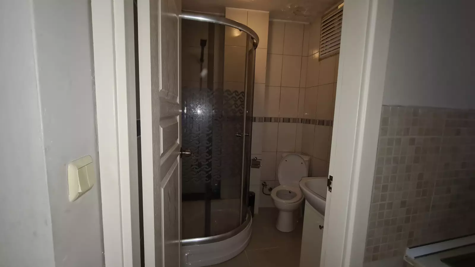  Studio  -  Studio apartment for rent in Kabataş, Istanbul 2  - Gallery -  4