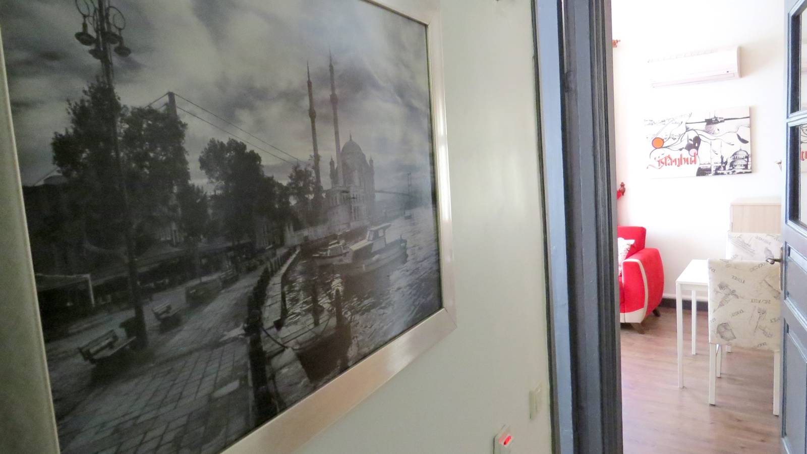  1-Bedroom Apartment For Rent In Beyoğlu, Bills Included  -  1-bedroom apartment for rent in Beyoğlu, bills included 26  - Gallery -  21