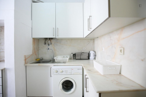 Cosy double bedroom close to Faculdade de Ciências da Universidade de Lisboa - Gallery - 38
