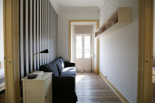 Cosy double bedroom close to Faculdade de Ciências da Universidade de Lisboa - Gallery - 34