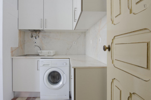 Cosy double bedroom close to Faculdade de Ciências da Universidade de Lisboa - Gallery - 36