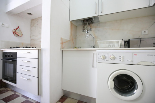 Cosy double bedroom close to Faculdade de Ciências da Universidade de Lisboa - Gallery - 47