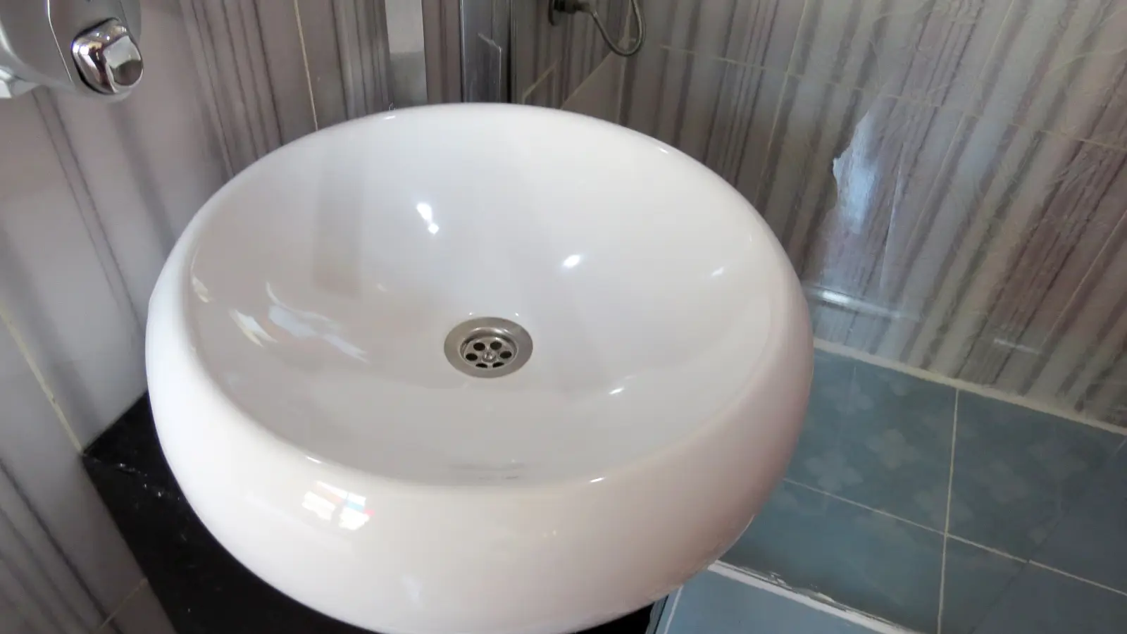  Studio For Rent In Beyoğlu, Bills Included  -  Studio for rent in Beyoğlu, bills included .6  - Gallery -  2