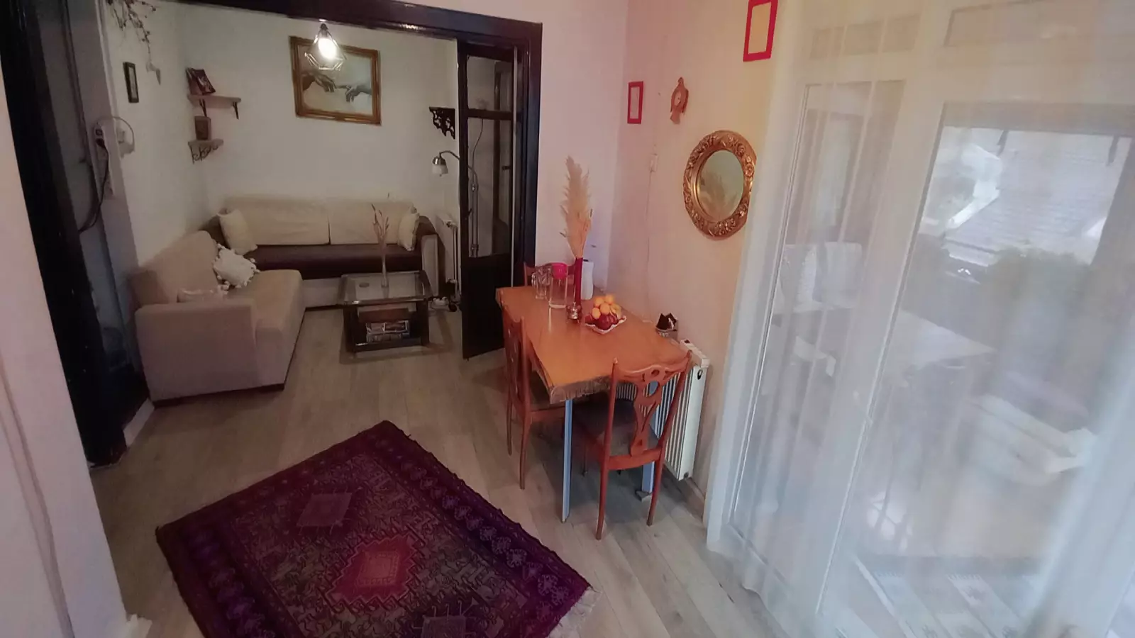  Bedroom 1  -  Room for rent in 3-bedroom apartment in Istanbul .5  - Gallery -  16