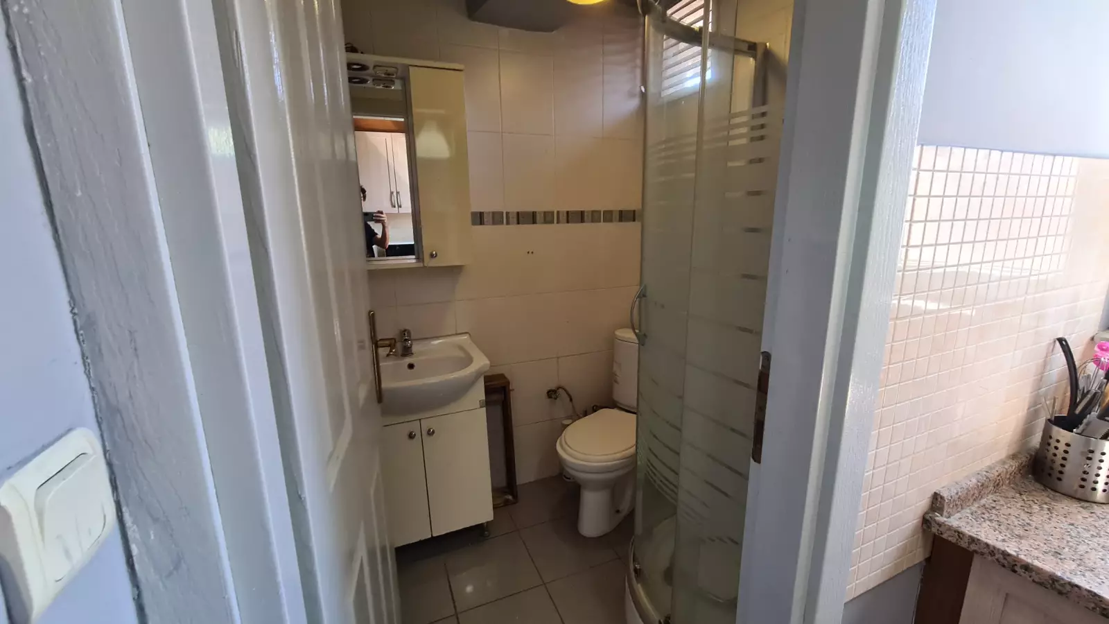  Studio For Rent In Beyoğlu, Bills Included  -  Studio for rent in Beyoğlu, bills included .7  - Gallery -  16