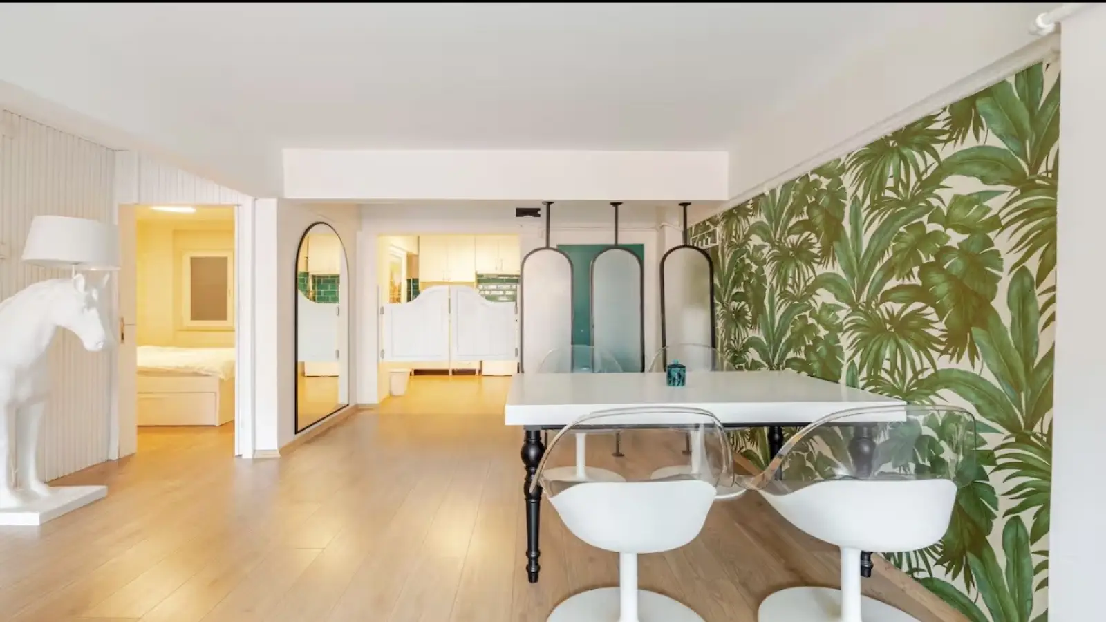 Bedroom 1 - 15