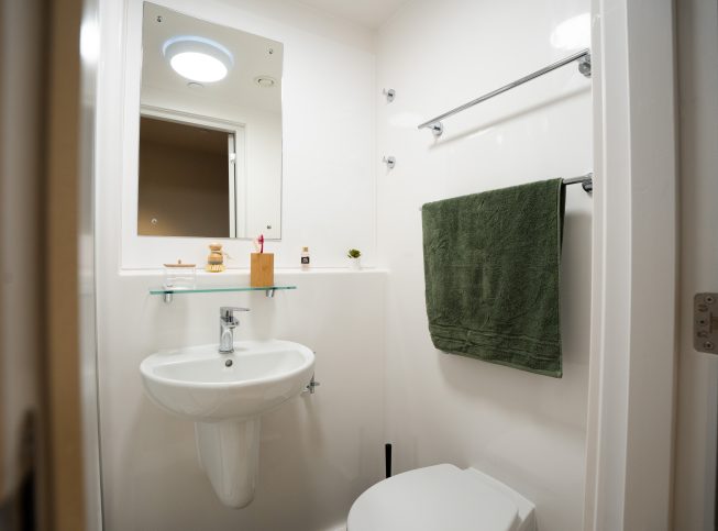  Classic Ensuite - Lower Tower  -  Fusion Leeds  - Gallery -  7