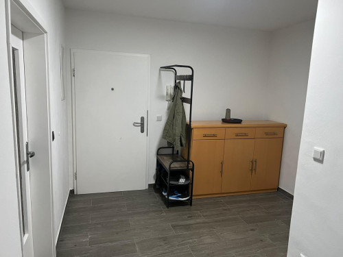 Stylish 2-Room Apartment near Munich | Fully Furnished & Home Office Ready - Gallery - 9