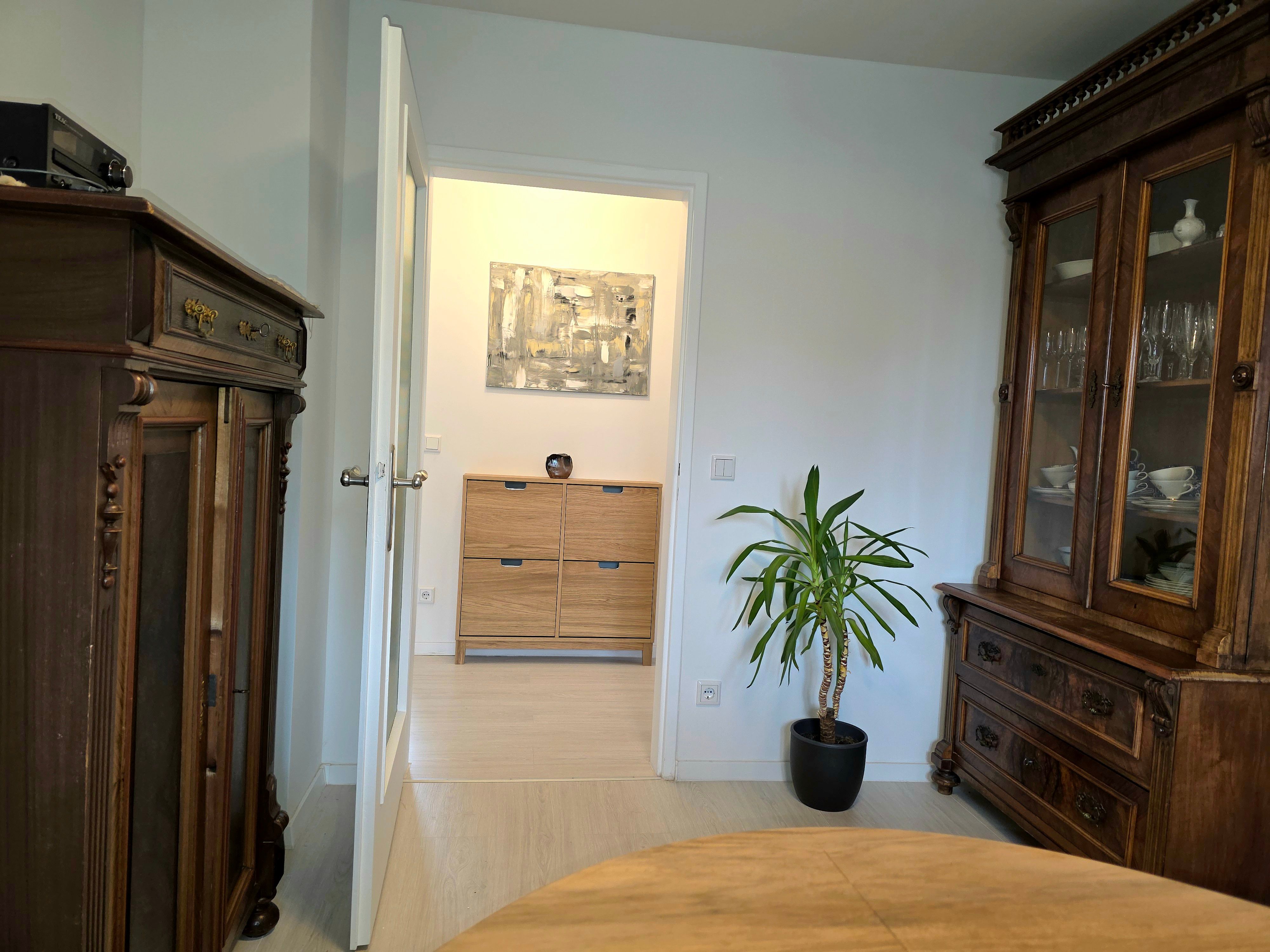 Newly Renovated 2-Bedroom Furnished Apartment In Nuremberg – Ideal For Business Stay  -  Newly renovated 2-bedroom furnished apartment in Nuremberg – ideal for business stay  - Gallery -  14