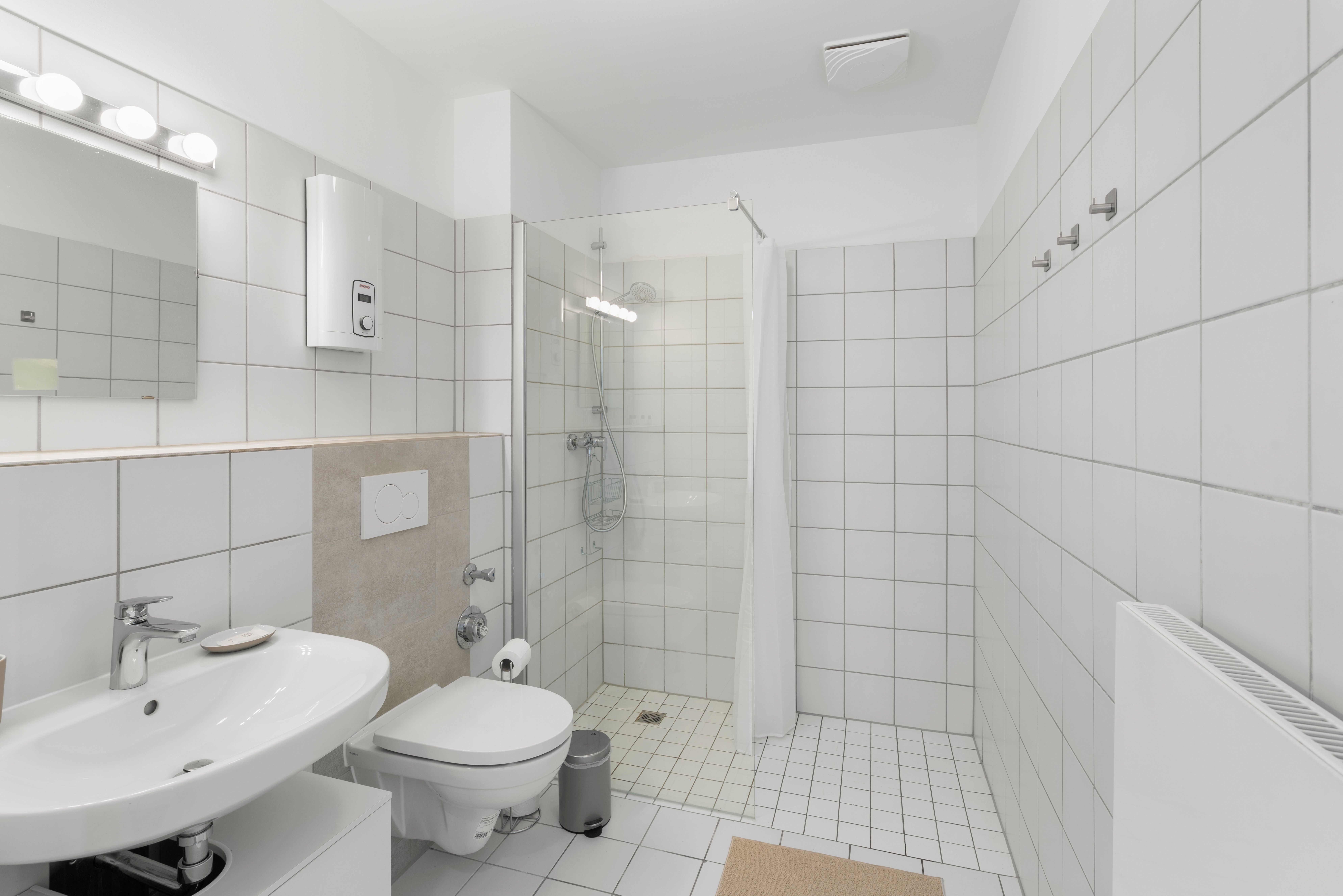 Serviced Apartment With Balcony & Separate Bedroom – Walking Distance To Duisburg Hbf - Serviced Apartment with Balcony & Separate Bedroom – Walking Distance to Duisburg Hbf - Gallery - 3