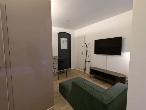 U201 - Modern studio in Kreuzberg