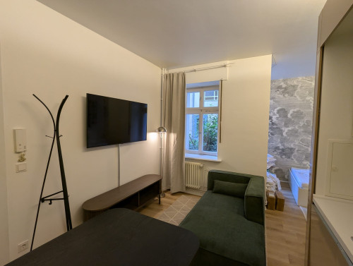 U201 - Modern studio in Kreuzberg