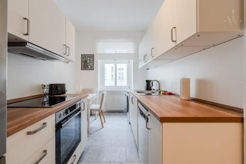 Newly Renovated Apartment in Berlin-Wedding – Living with Historic Charm