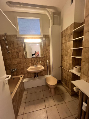 Möblierte 1-Zimmer-Wohnung mit Balkon in Berlin-Steglitz – flexible Möblierung