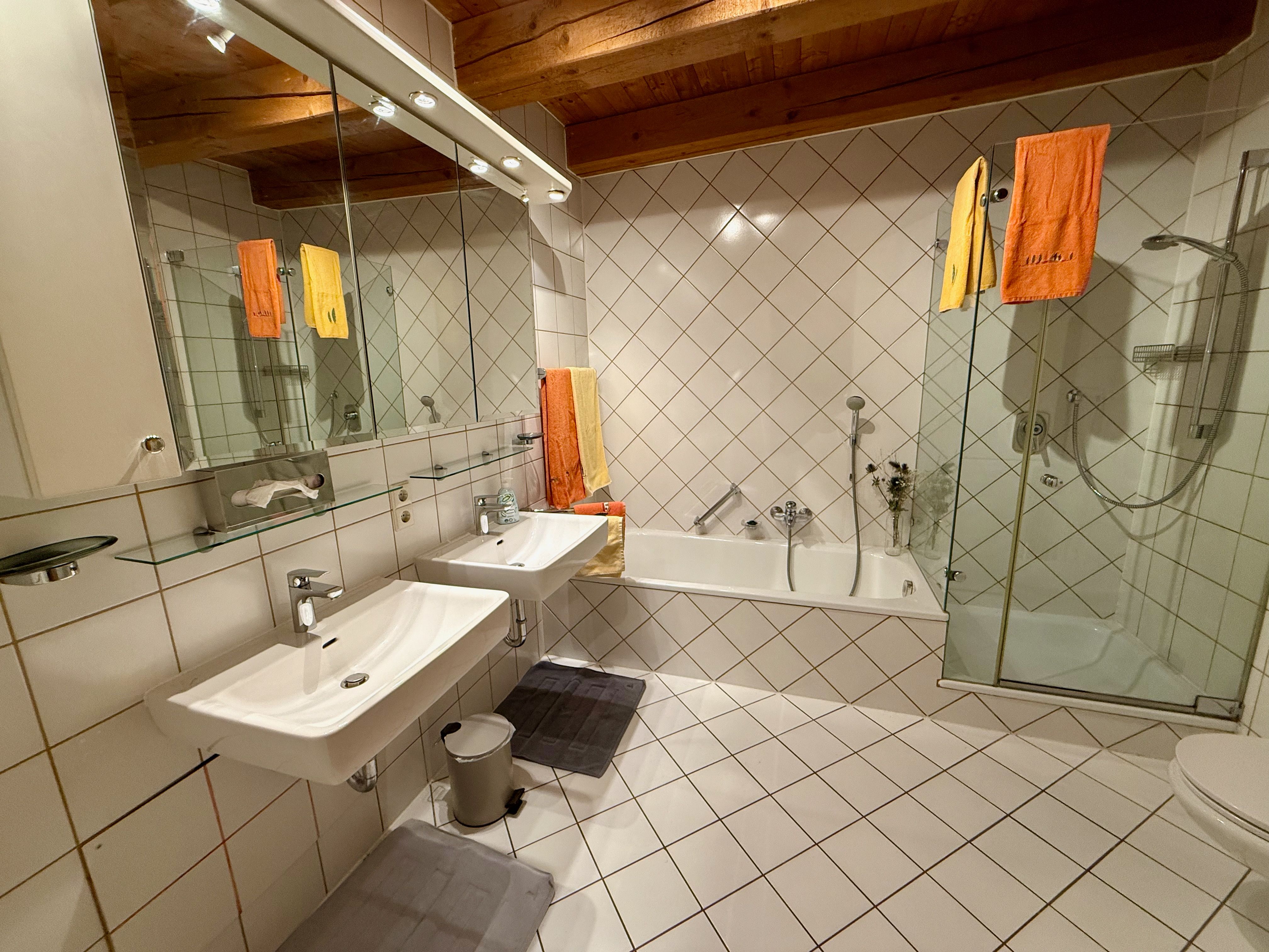  TOP-Location! Modern 2,5 Room-Apartment In The Historic Town Center, Private Parking Optional  -  TOP-location! Modern 2,5 room-apartment in the historic town center, private parking optional  - Gallery -  9
