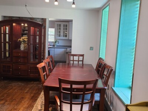 Cozy Room in the Hearth of Kansas C