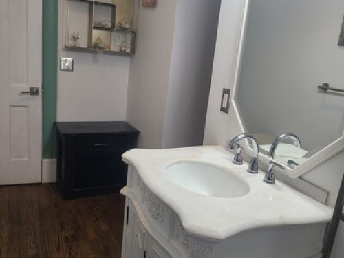 Cozy Room in the Hearth of Kansas C  - Gallery -  5