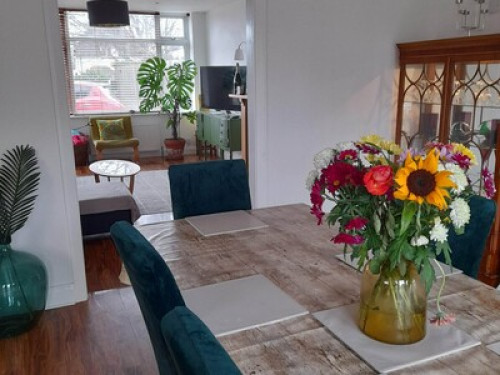 Large Family Home near beach!
