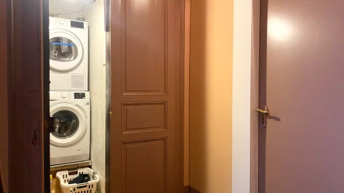 Room in a shared 5-bedroom apartment for rent in Jakomini.