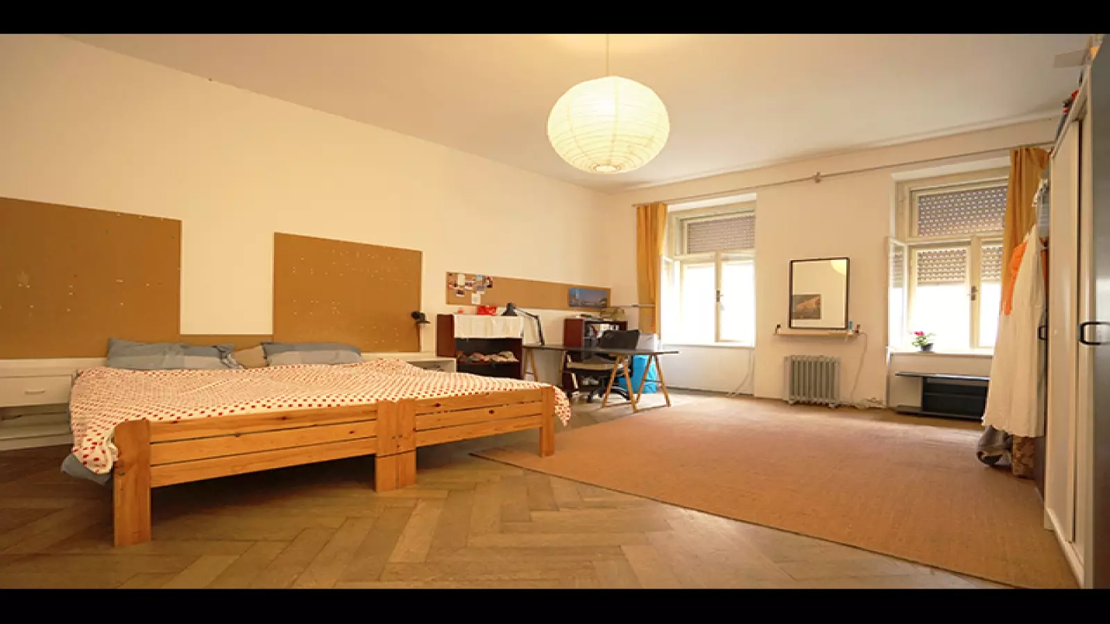  Bedroom 5  -  Room in a shared 5-bedroom apartment for rent in Jakomini.  - Gallery -  3
