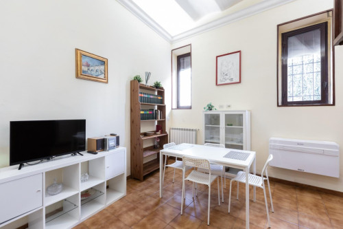 Spacious studio at St Peter's