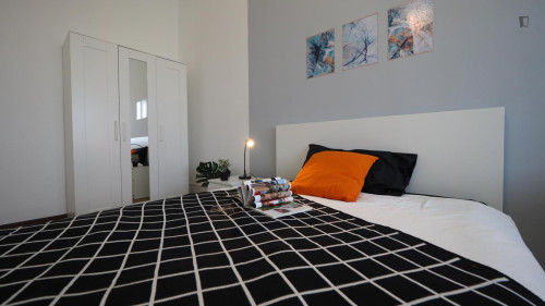 Very nice double bedroom in Crocetta - Gallery - 3