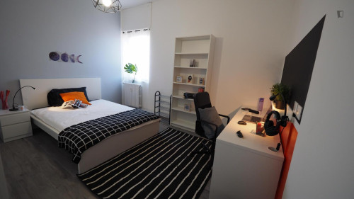 Inviting double bedroom in Mirafiori Sud