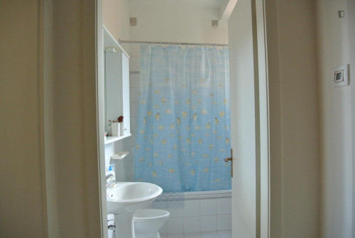 Comfortable 3-bedroom apartment with balcony close to the city center and the university - Gallery - 3