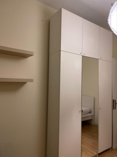 Comfortable 3-bedroom apartment with balcony close to the city center and the university - Gallery - 15