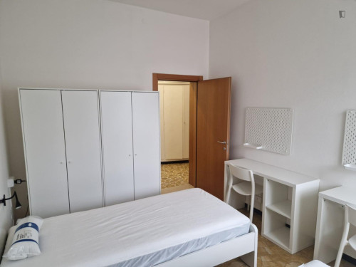 2-Bedroom apartment in Saragozza