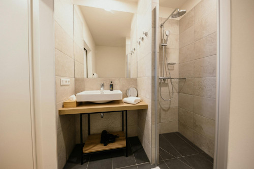 Dresdner Straße, Vienna