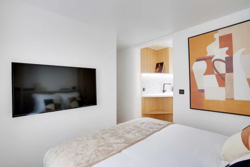 Bright, newly renovated 20 m² apartment for two people