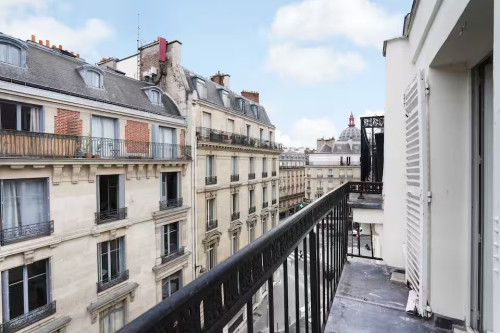 Bright, newly renovated 20 m² apartment for two people