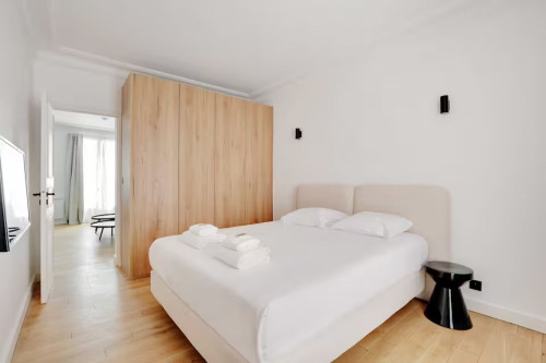 Spacious, bright and well-equipped apartment