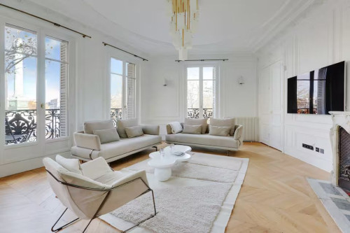 Magnificent Haussmannian apartment of 142m2