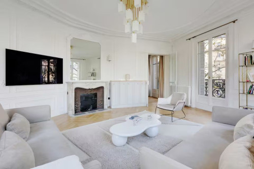 Magnificent Haussmannian apartment of 142m2