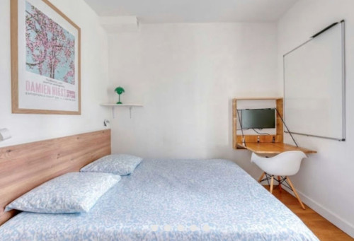Spacious studio apartment in Montparnasse, 49 m²