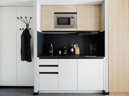 Spacious Studio XL with a kitchenette and seating area in Bielefeld - Gallery - 7