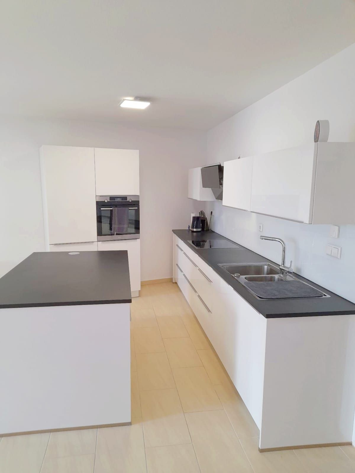 High-Quality, Fully Equipped And Fully Furnished Apartment In Karlsruhe - 11