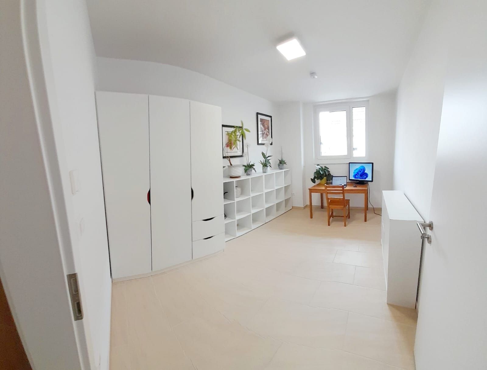 High-Quality, Fully Equipped And Fully Furnished Apartment In Karlsruhe - 4